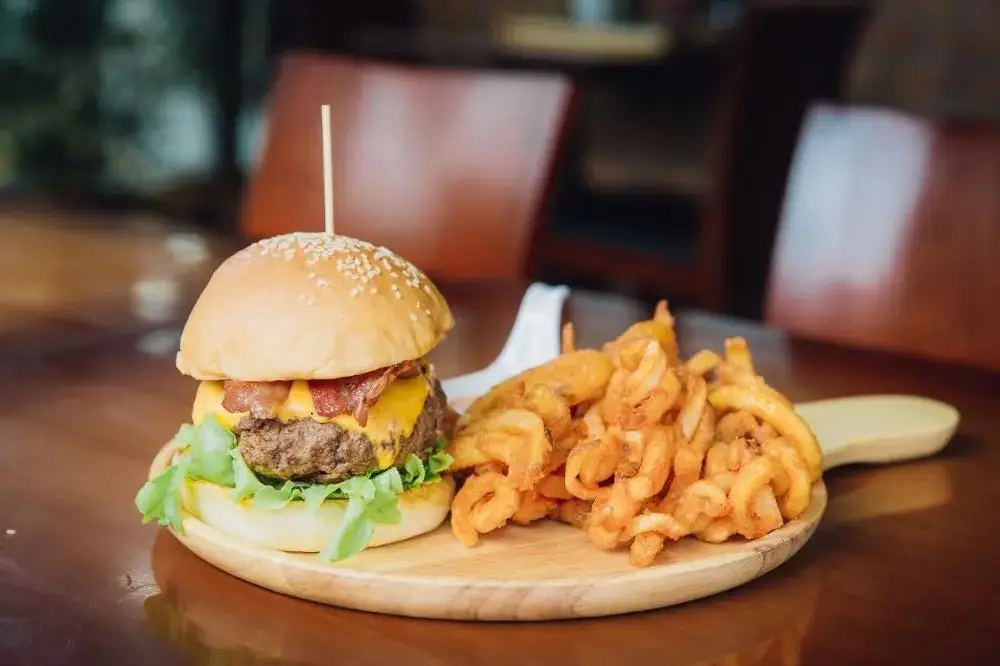Arnos Burger Chiang Mai