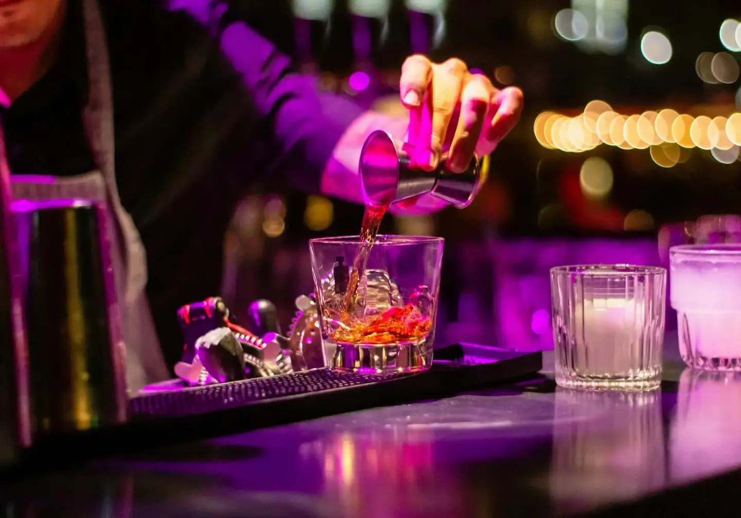 Top 5 Cocktail Bars in Chiang Mai – Our Honest Picks